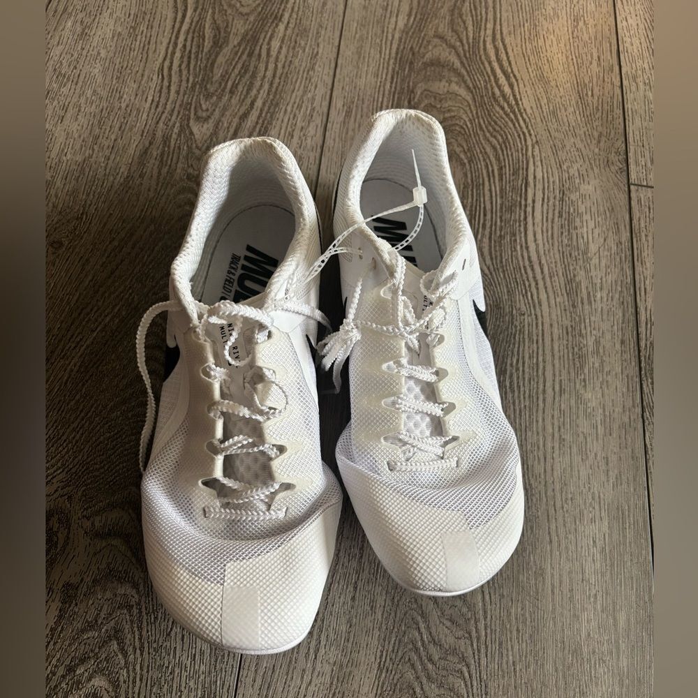 Nike multi track and field White Athletic Sneakers without spikes